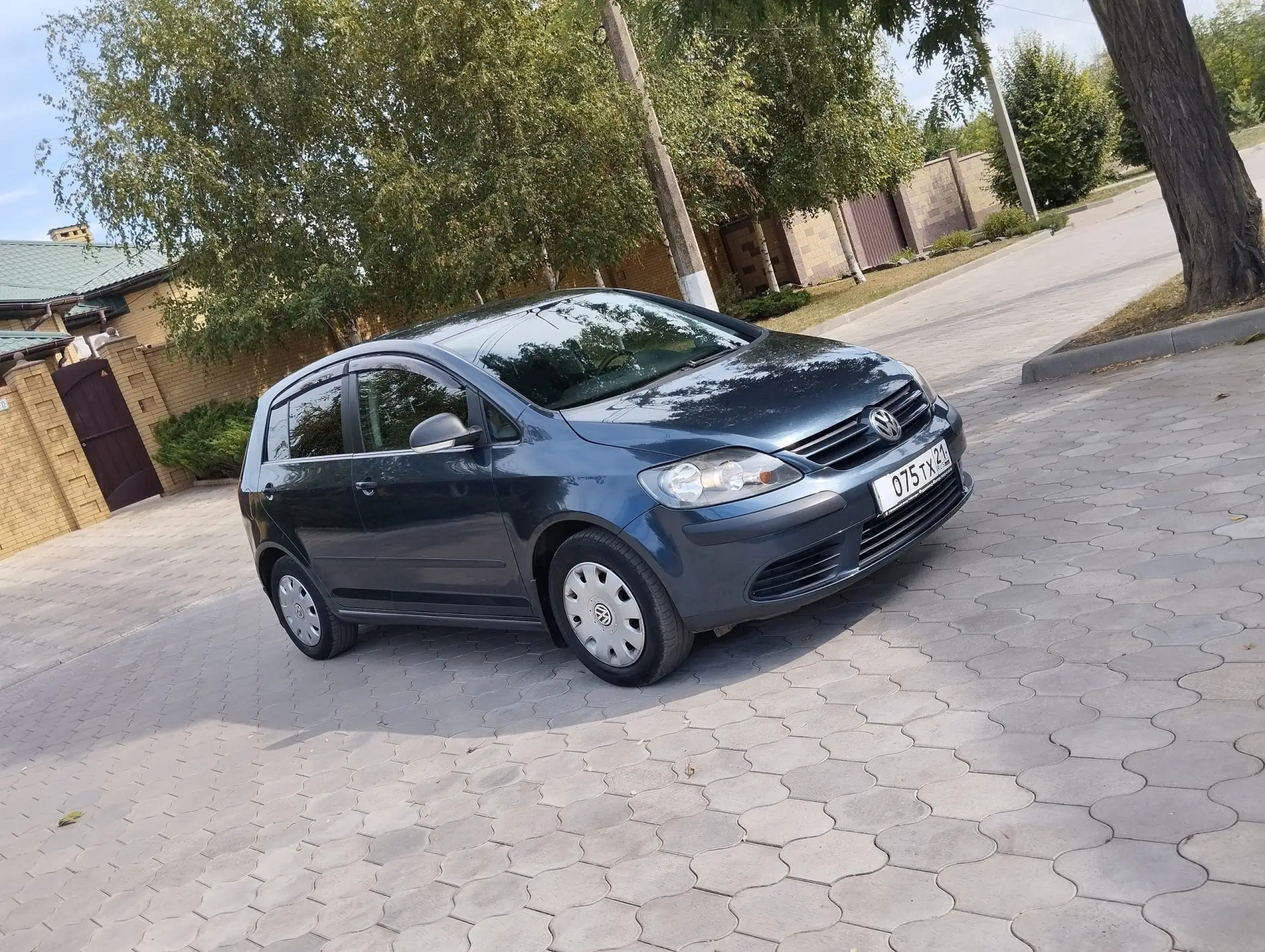 г.Макеевка!!! Продам Volkswagen Golf Plus 2008 г.в. С самым надежным в линейке атмосфер...