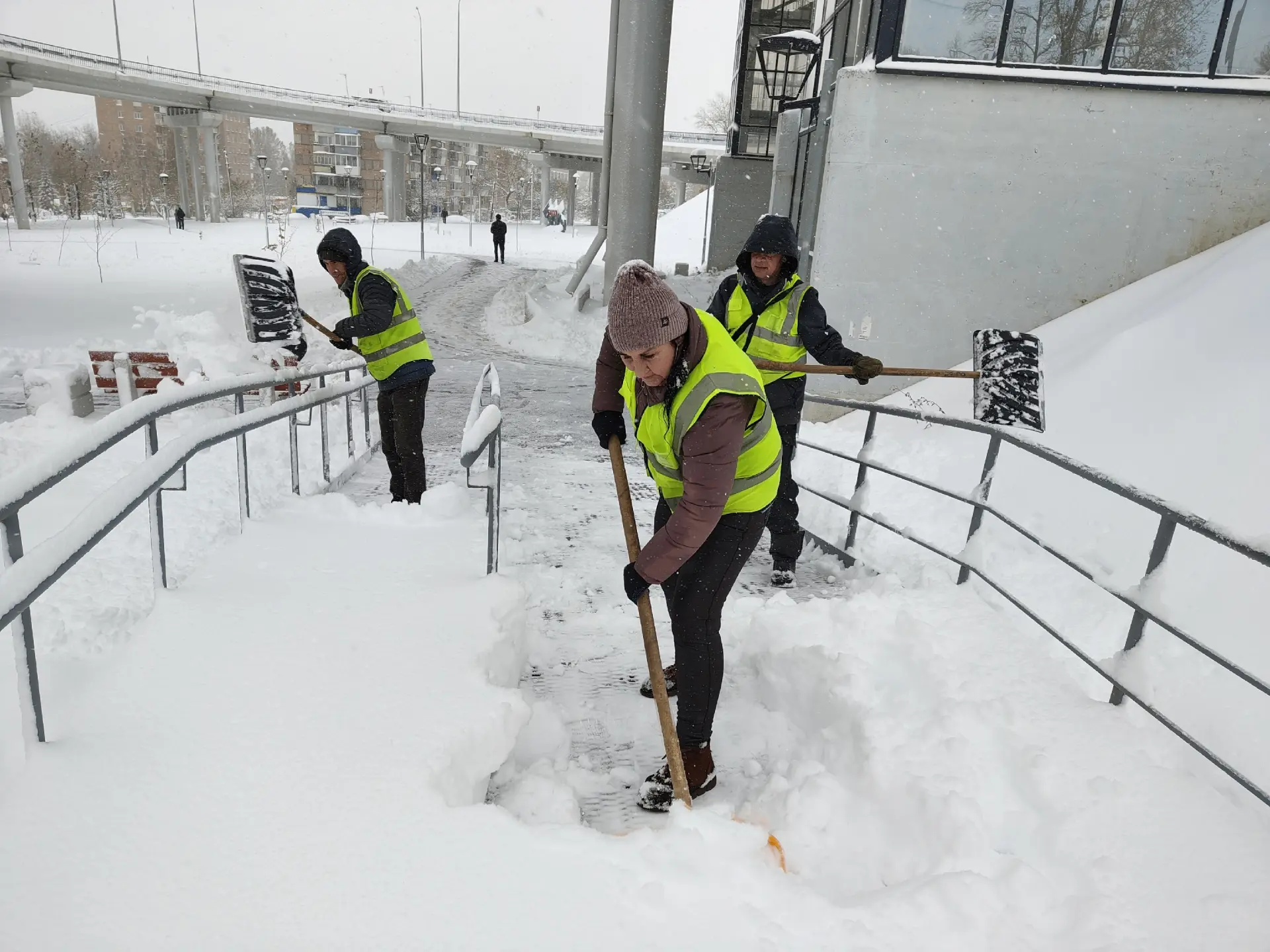 ❄️ ОКТЯБРЬ РЕШИЛ, ЧТО ОН ЯНВАРЬ