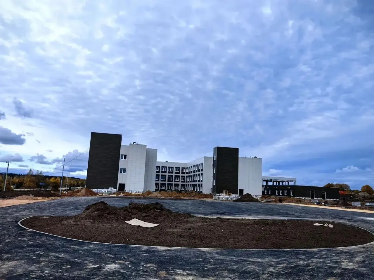 🏗️ Стройка в Тешевичах не стоит на месте!