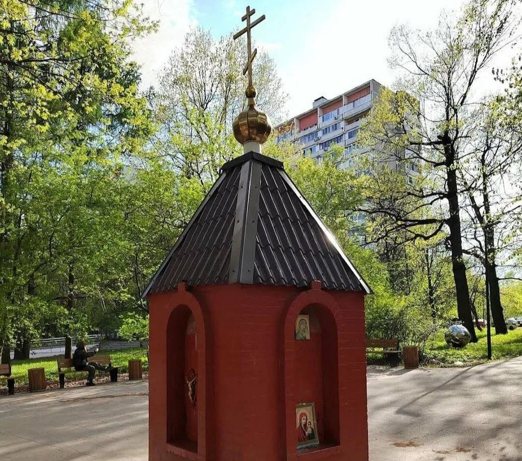 ⛪ Серафимовская часовня среди Северных дубков