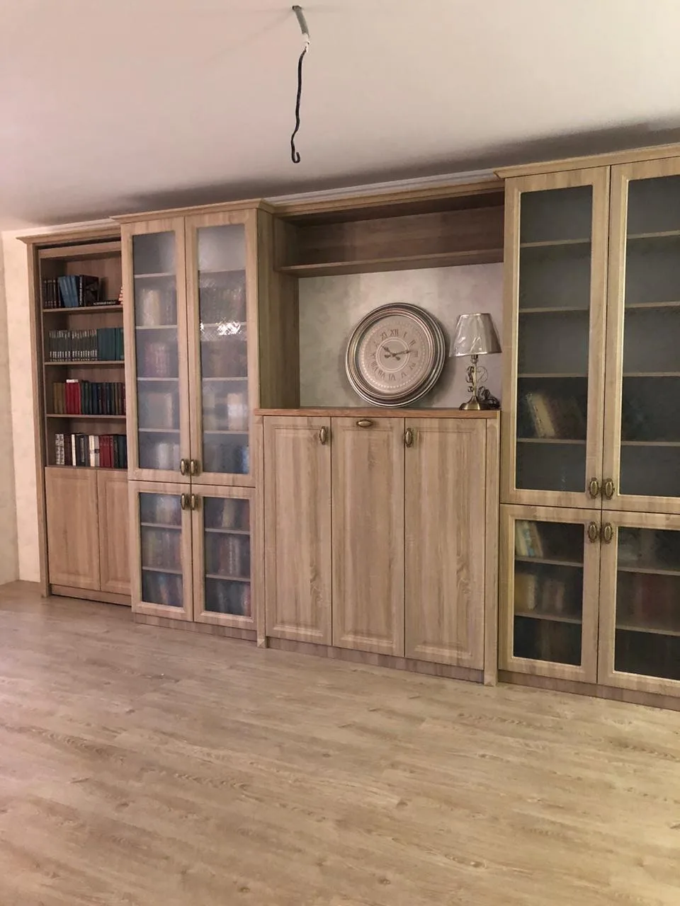 Тайная комната за шкафом.