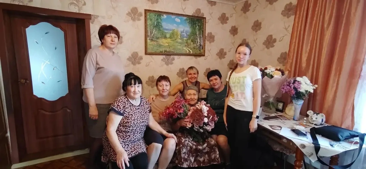 Сегодня юбилей еще и у Ярухиной Раисы Николаевны, ей исполнилось 85 лет. За этими годам...