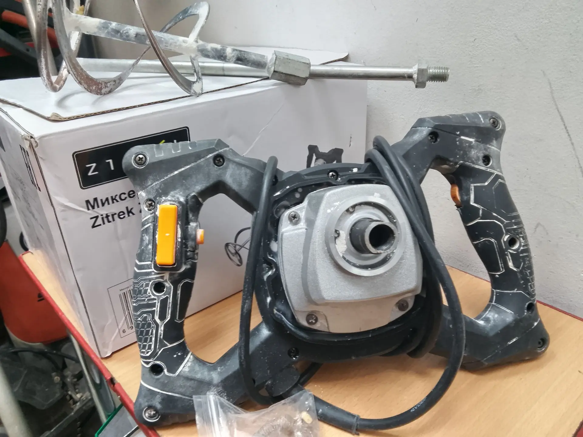 Строительный миксер Zitrek ZKM1600W