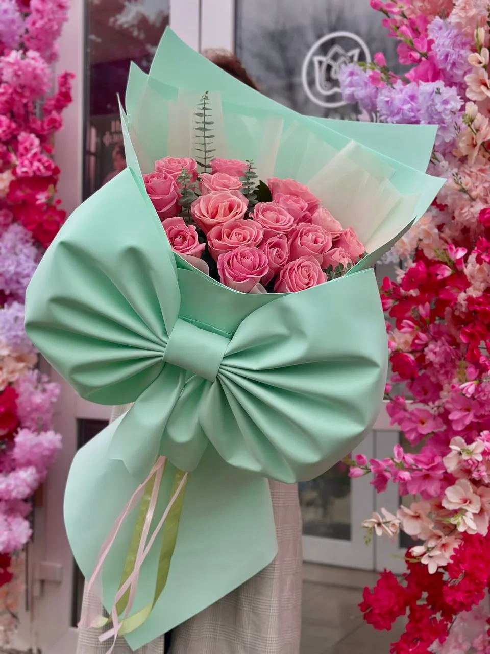 Букет из розовых роз Эквадор и Эвкалипта 6️⃣4️⃣1️⃣3️⃣ 🌸