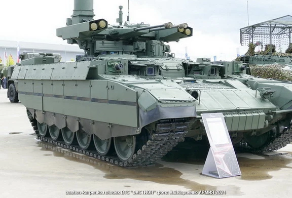 БОЕВУЮ МАШИНУ ПОДДЕРЖКИ ТАНКОВ (БМПТ) ПОКАЗАЛИ НА ФОРУМЕ АРМИЯ-2024