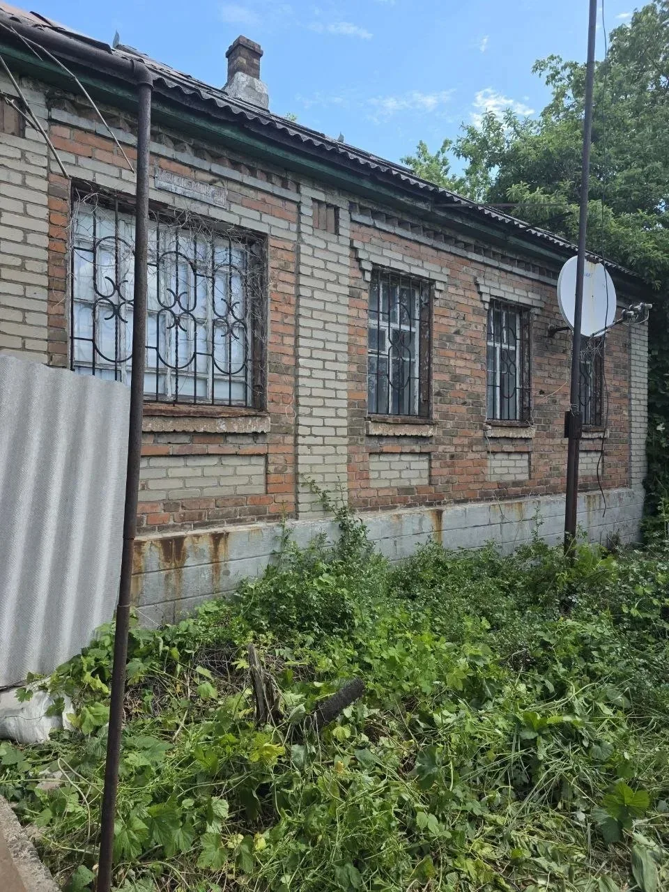 Продам дом, ул. Молодежная, р-он Северной проходной, газифицирован, 70 кв.м. – общая, 6...
