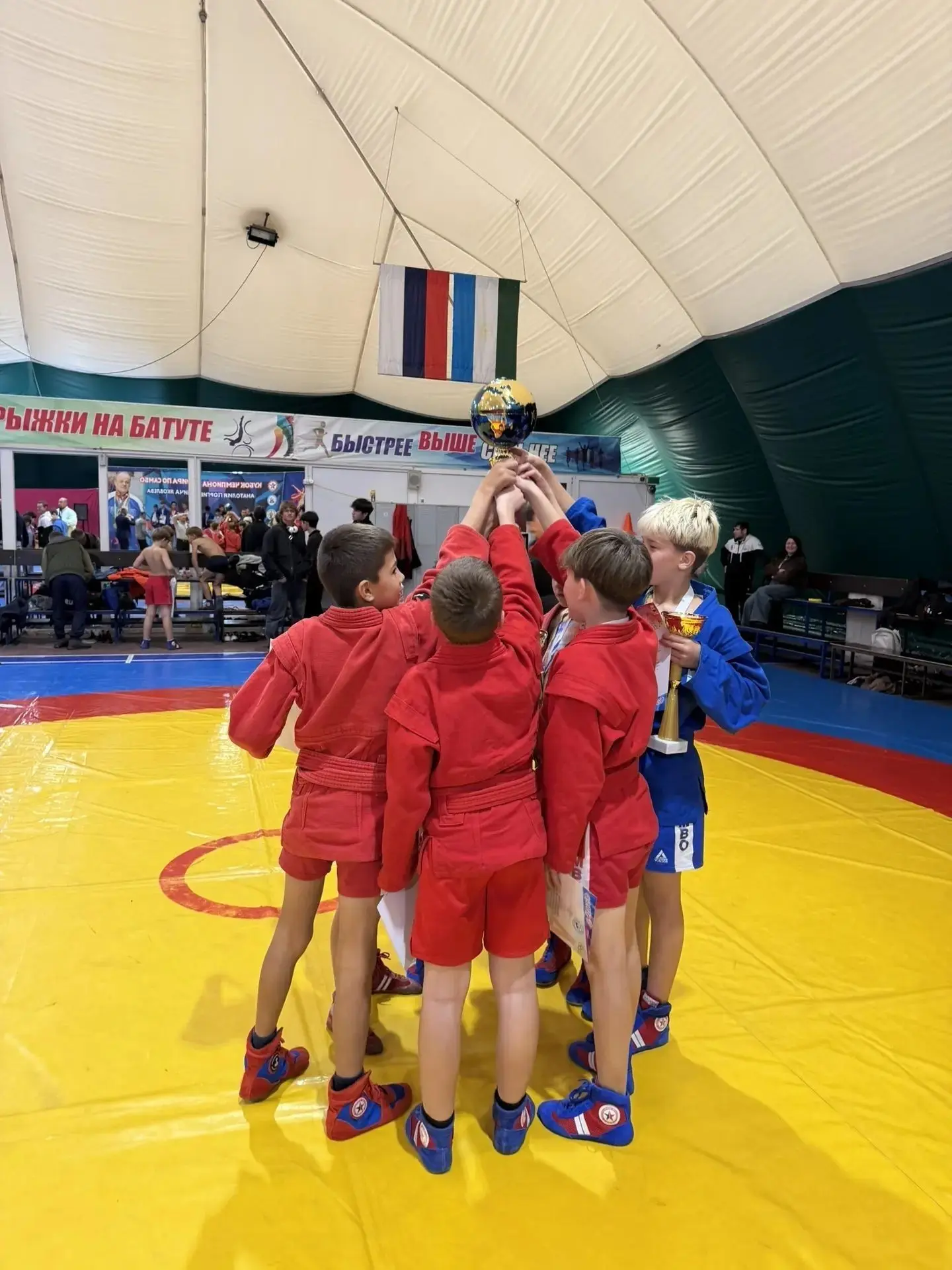 3 октября 2026 года в Уфе прошел открытый Республиканский турнир по самбо среди юношей....