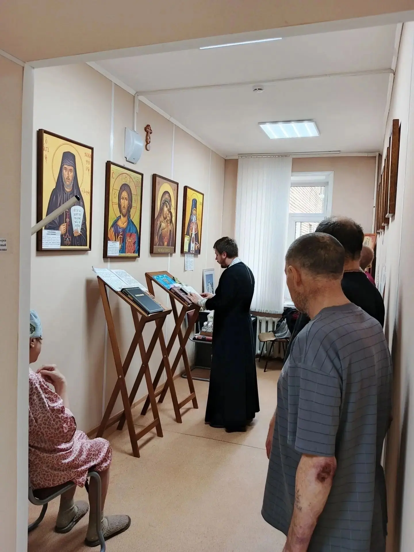 Священнослужители храма в честь иконы Божией Матери «Знамение-Абалацкая» посетили военн...