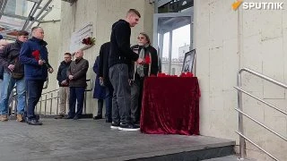 В Москве открыли памятную доску военному корреспонденту РИА Новости Ивану Зуеву. В этот...