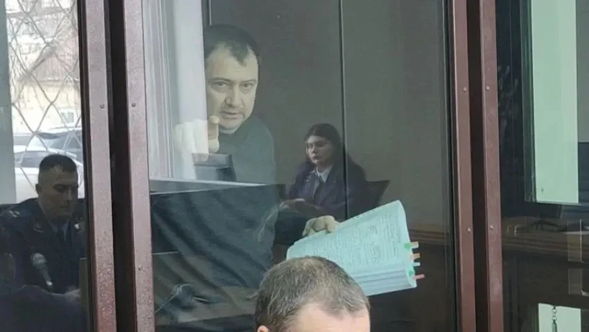 Осужденный на 20 лет колонии строго режима экс-глава ГИБДД Ставрополья Сафонов не смог ...