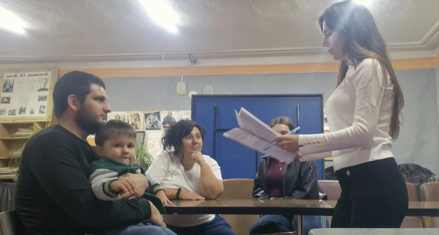 В клубе х. Новокрымского 08.10.26 г. Для жителей разных возрастных категорий прошёл ист...