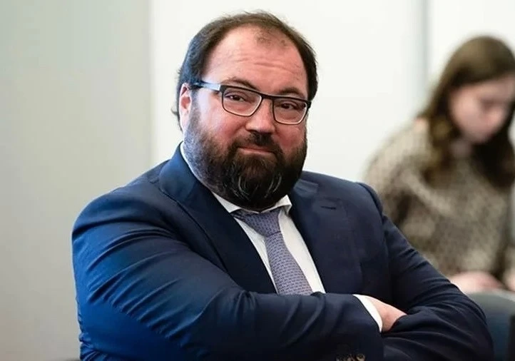💸В России резко подорожает мобильная связь вслед за коммуналкой