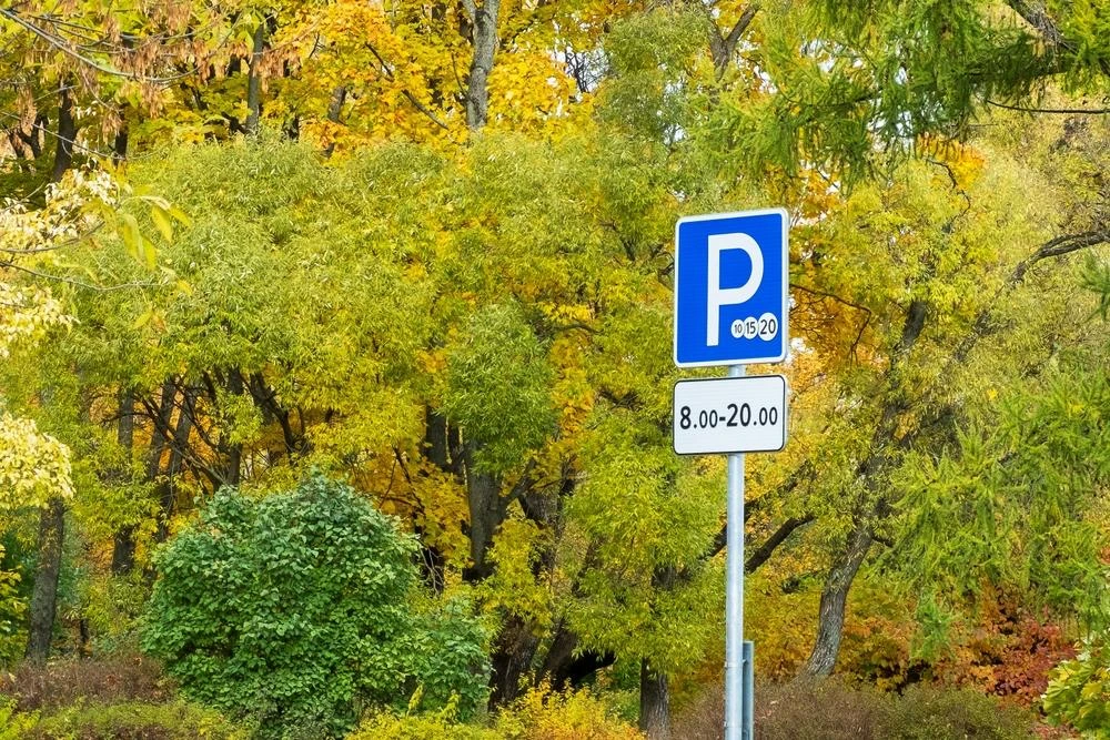 🅿️ Штраф за неоплаченную парковку могут увеличить до пяти тысяч рублей. Меру обсуждают...