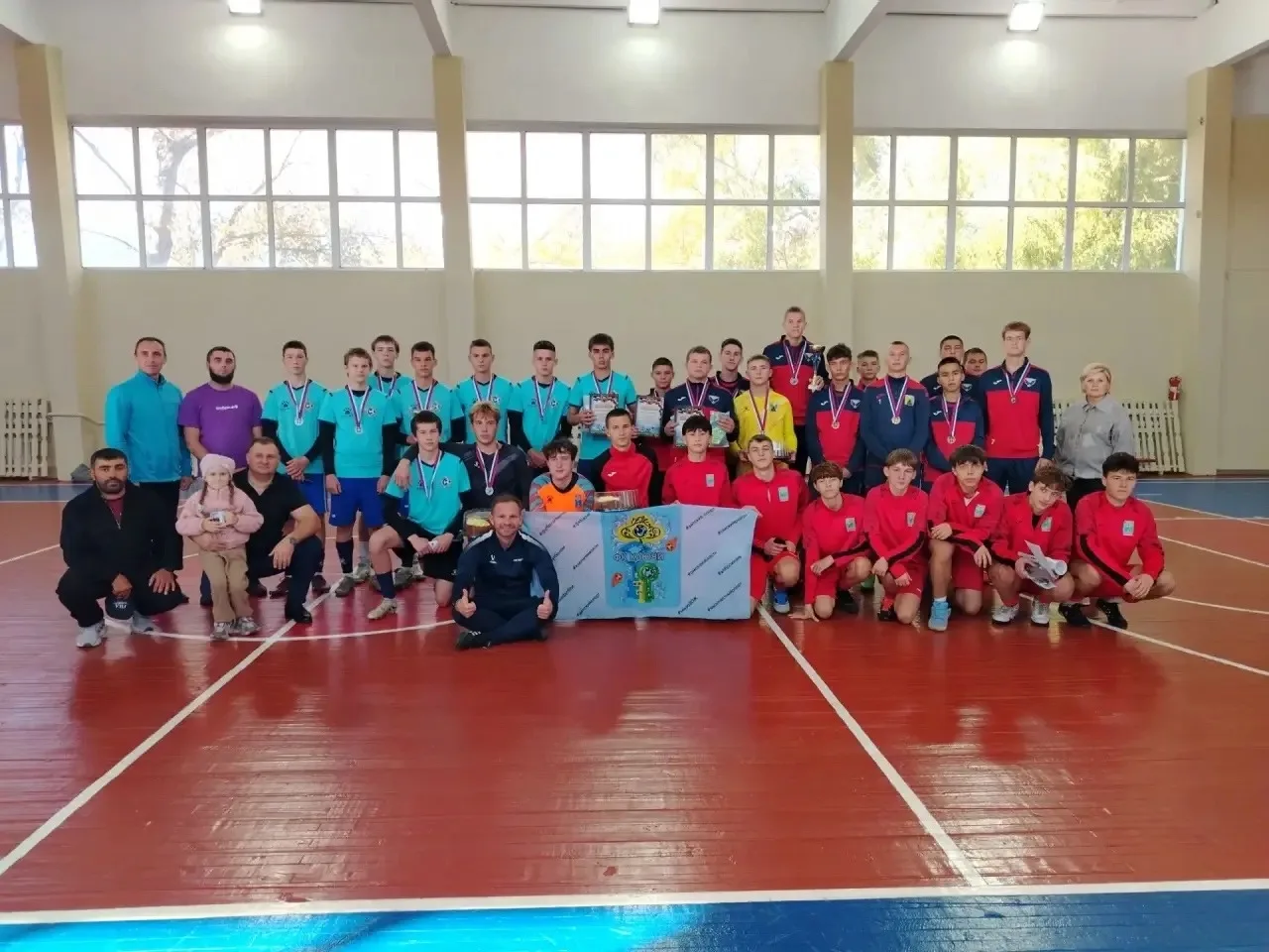 📌Завершился межрайонный турнир по футболу среди школьных команд памяти Анатолия Иванов...