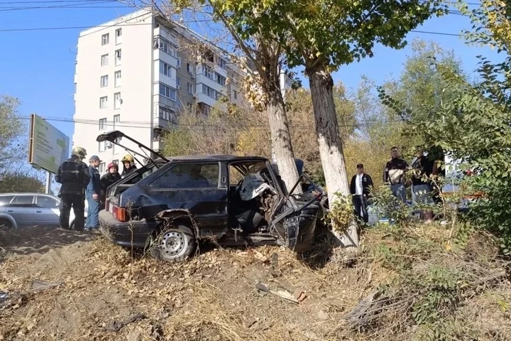 Пять подростков госпитализированы после страшного ДТП на Ново-Астраханском шоссе в Сара...