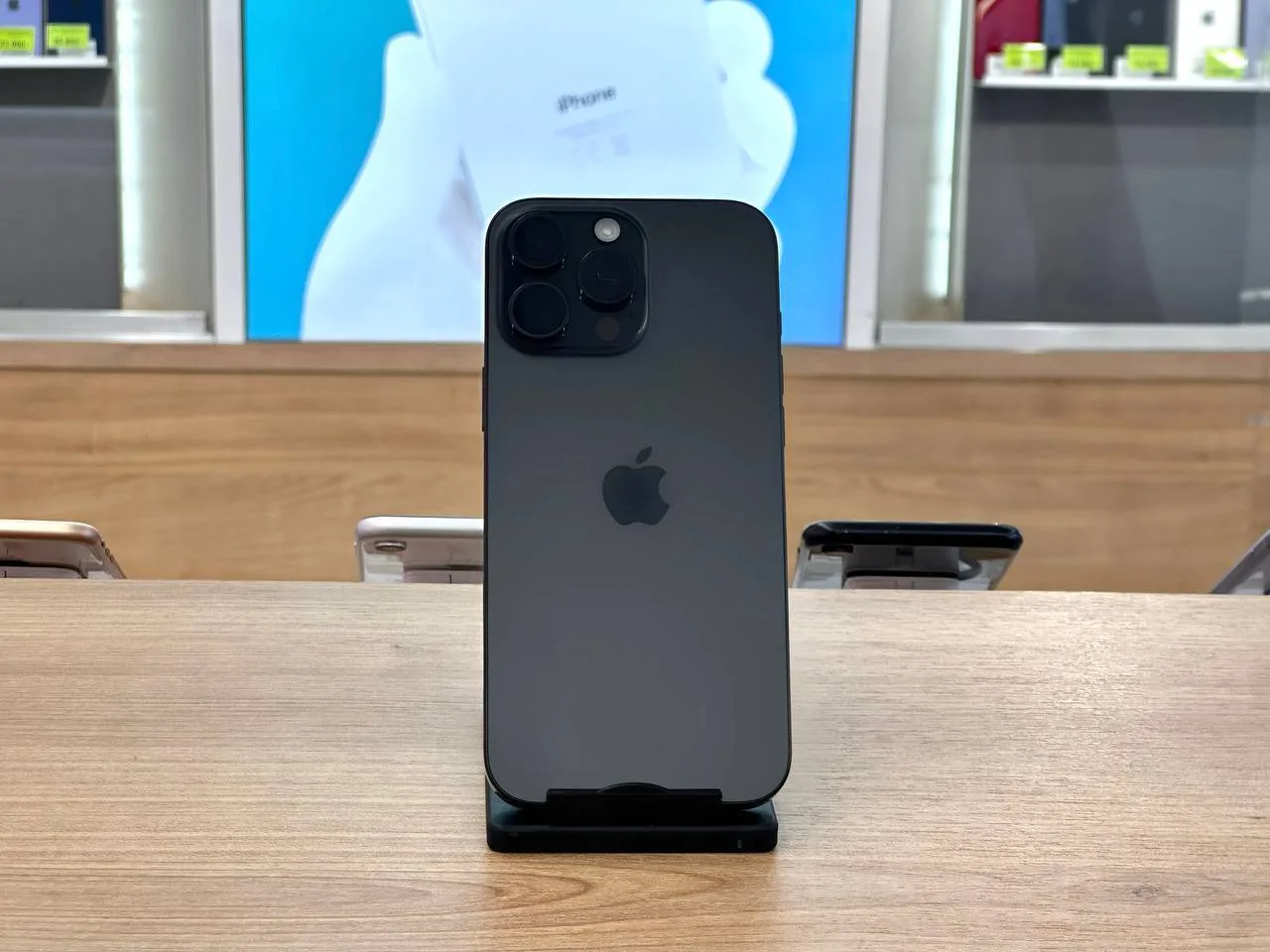 Apple iPhone 16 Pro Max 256Gb Black Titanium