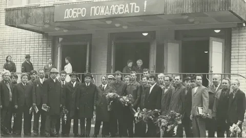 🎂 Школа на улице Горького в Калининграде отмечает 80-летие: от первых переселенцев до ...