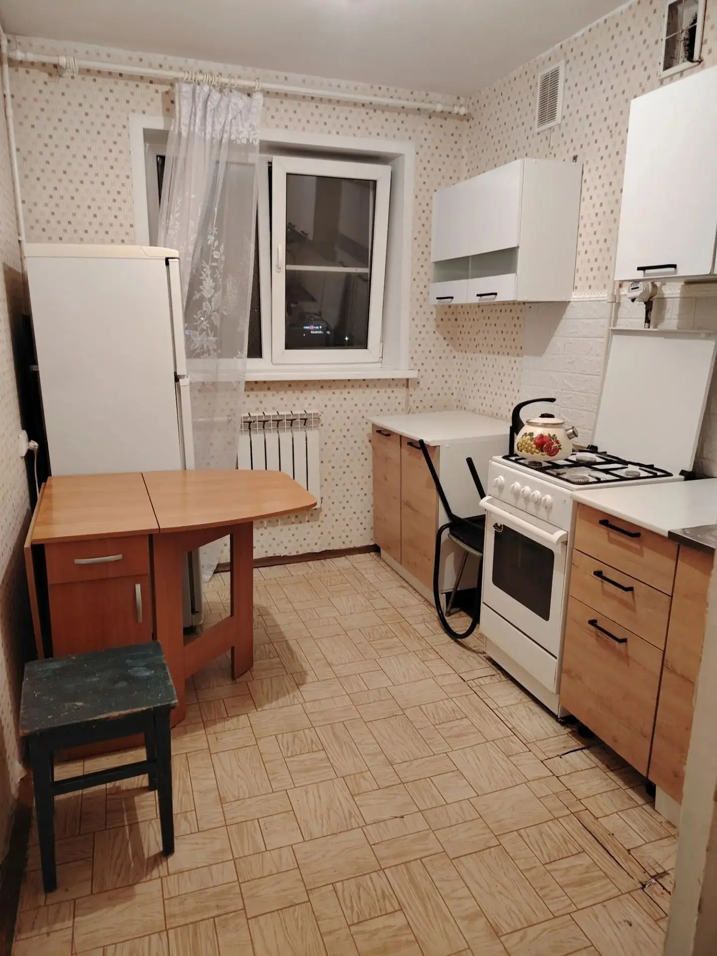 Сдаю 2 квартиру Станционная 82, 5/5 этаж. Мебель, техника. 23000 + квитанция ( залог 50...