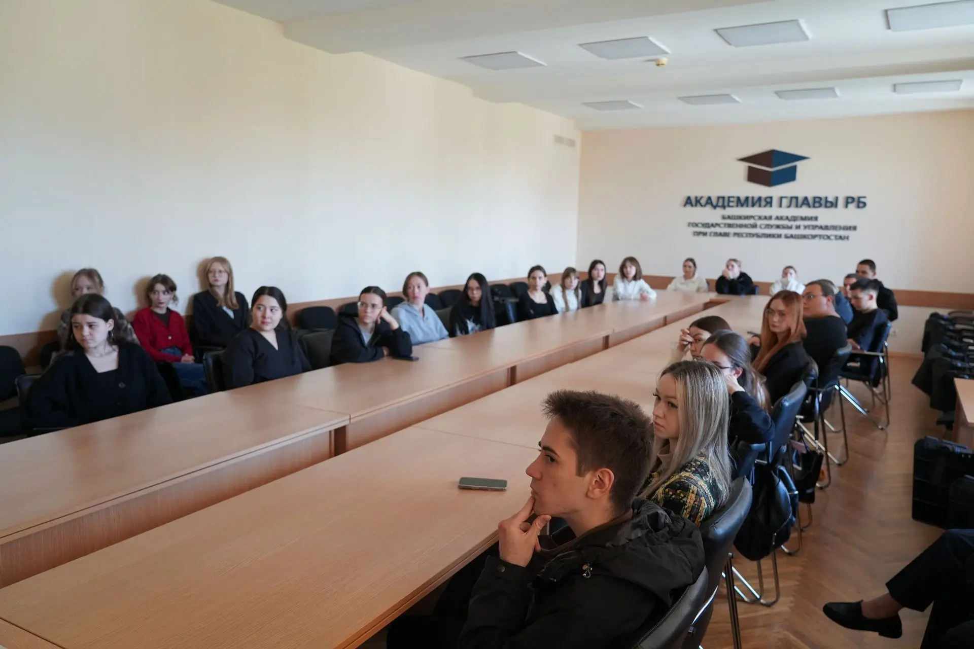 🎬 В Академии Главы РБ состоялся показ документального фильма «Беслан: три дня навсегда»