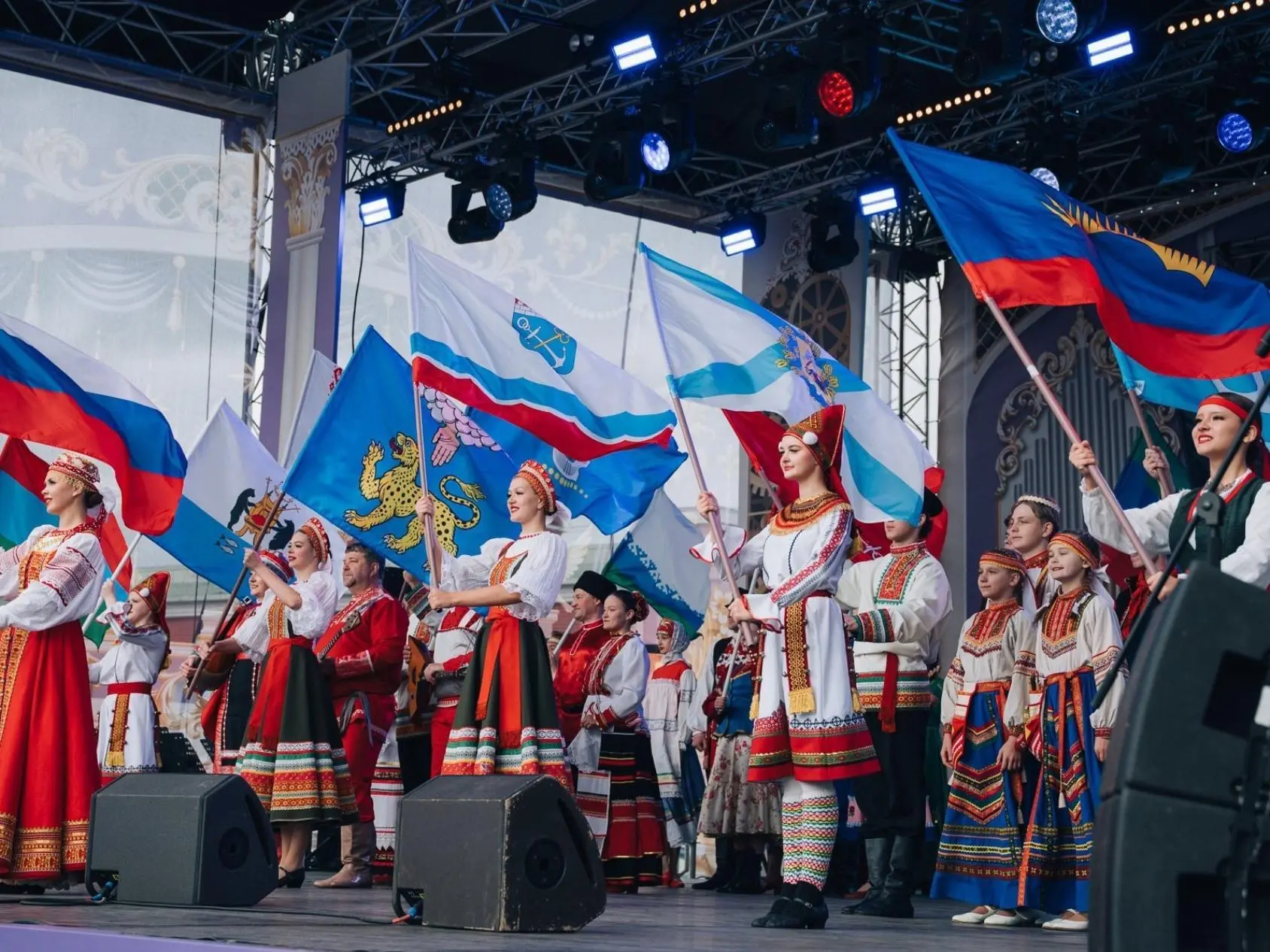 «Серебряное ожерелье» объединяет