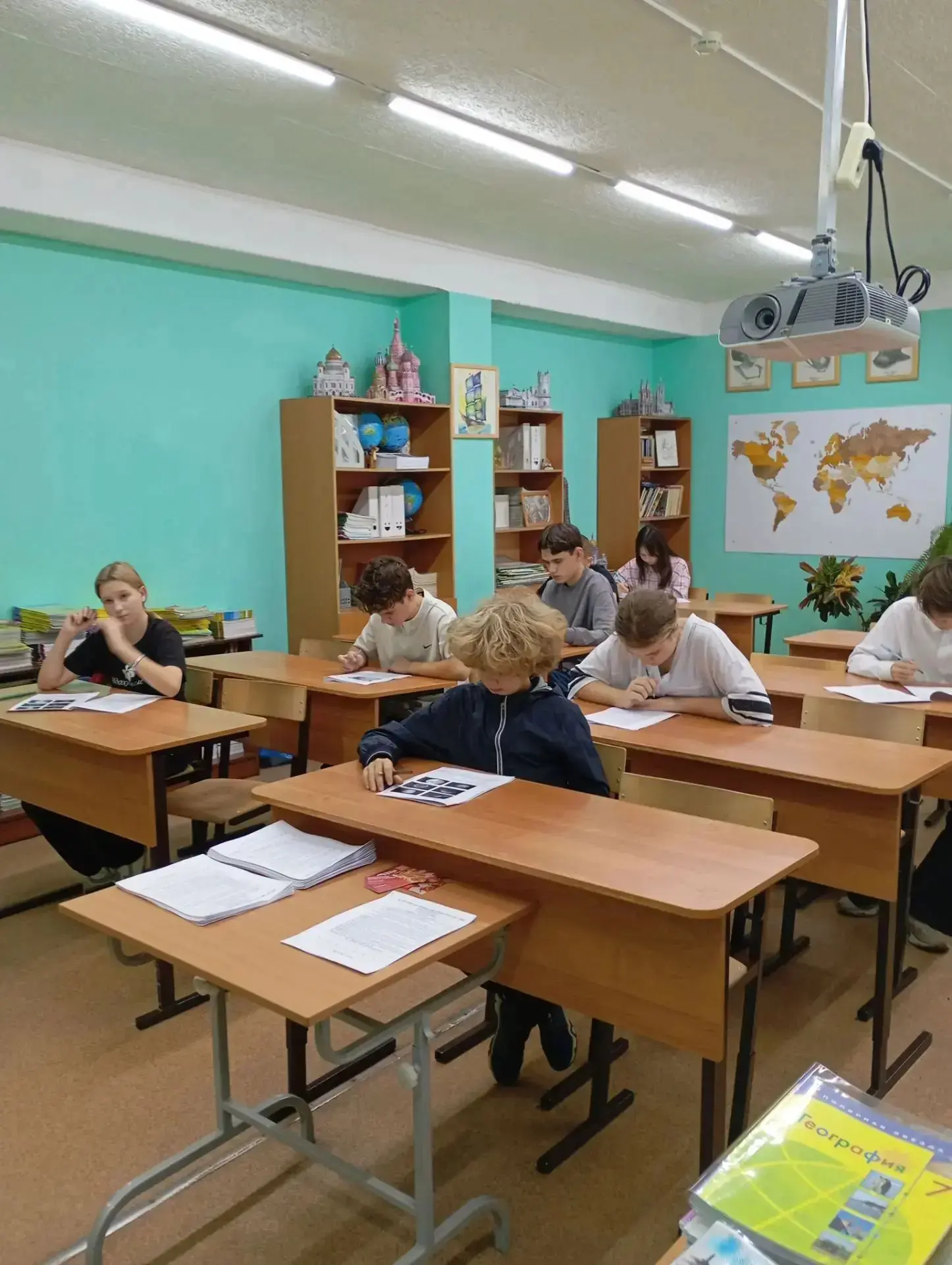 7 октября 2026 года в нашей школе проходит школьный этап Всероссийской олимпиады по гео...