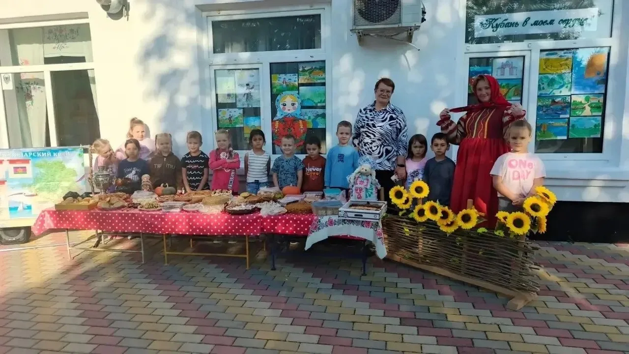👧 В Белореченском районе детский сад выиграл грант и превратил малышей в казачат и юны...