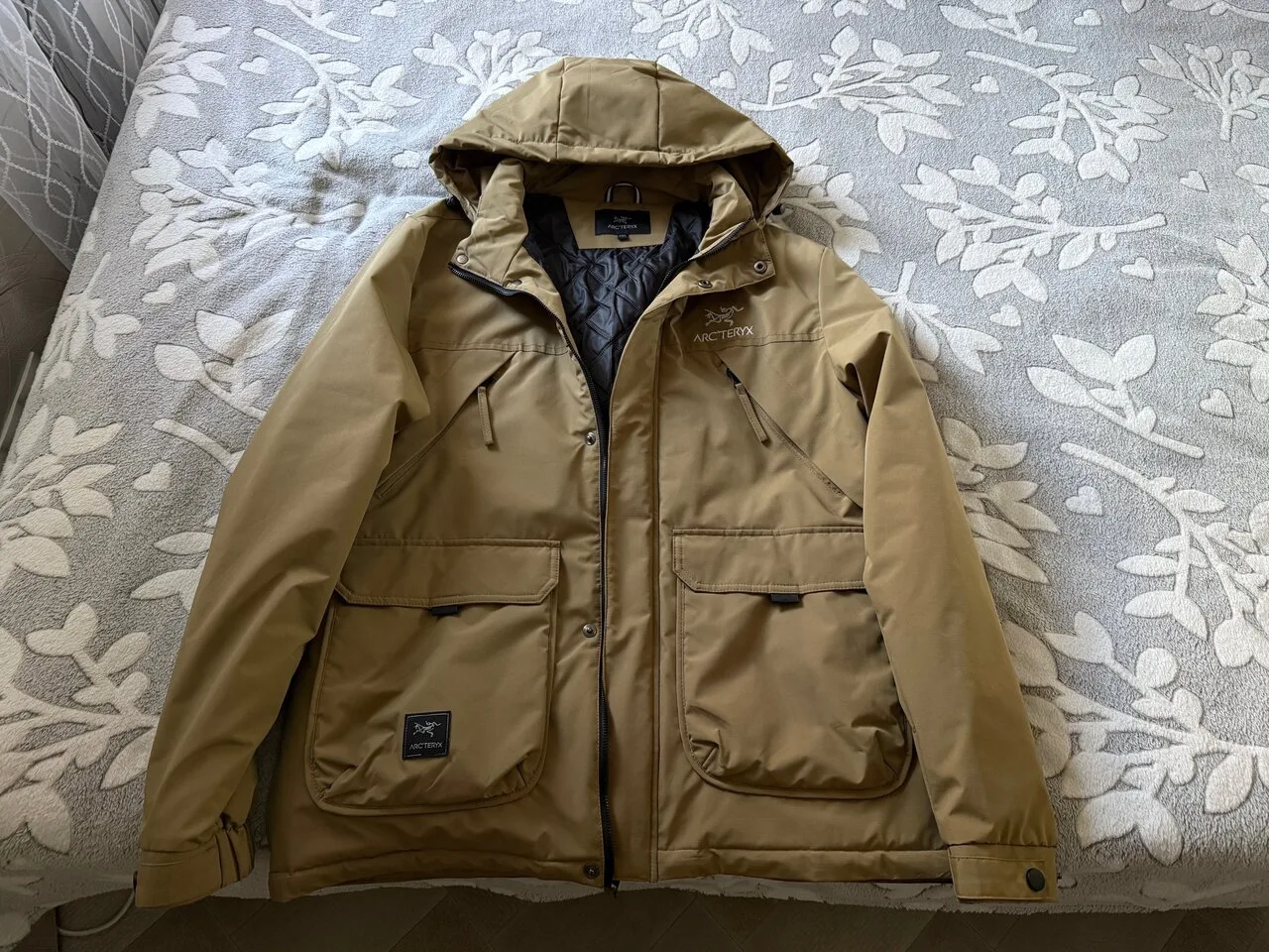 Продам ветровку 2XL, Донецк, 3000 руб.