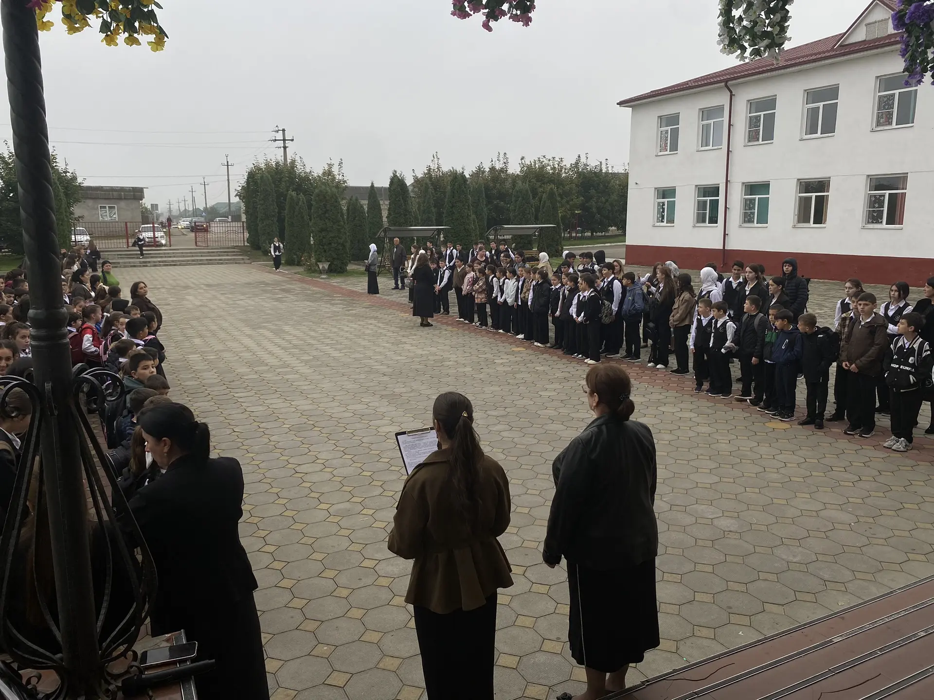 📅 12 октября: начало учебной недели в нашей школе