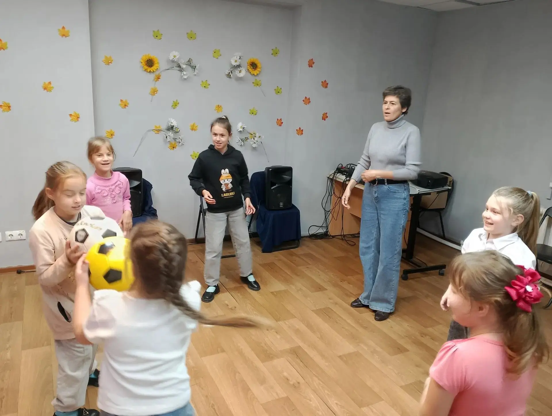 12 октября 2026 года сотрудники ДК «Луч» провели игровую развлекательную программу для ...