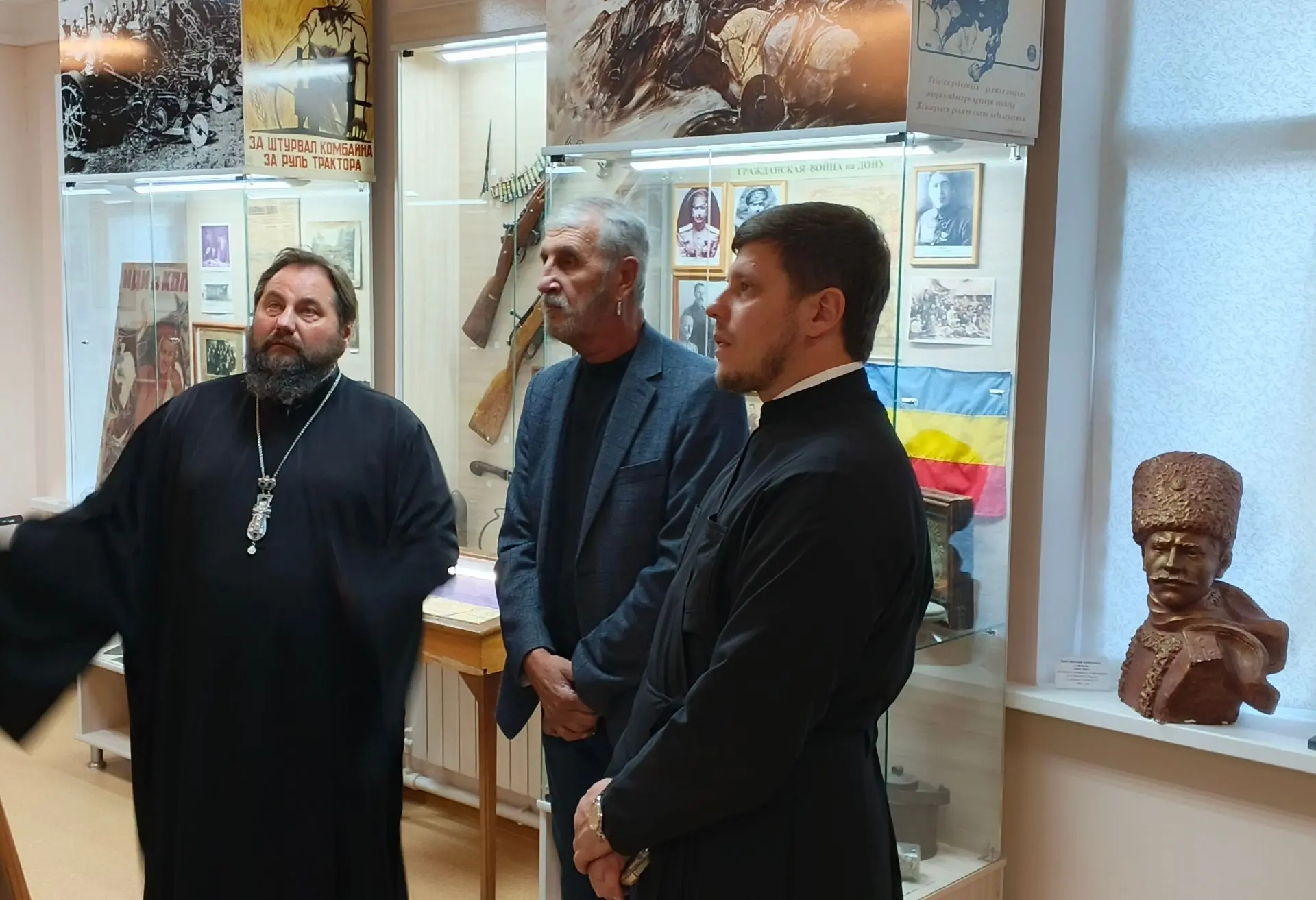 11 октября в храм п. Чернышковский священниками русской православной Церкви (РПЦ) был д...