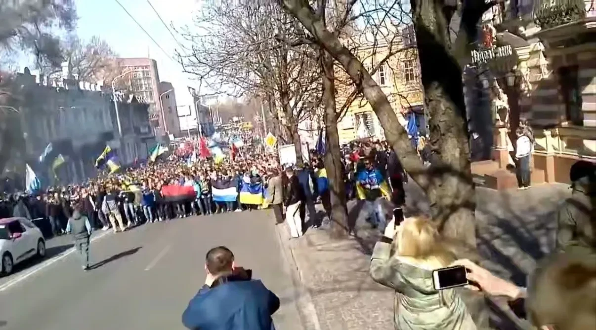 Пора подвести итоги майдана где дурные прыгали и скакали, к чему же все привело: