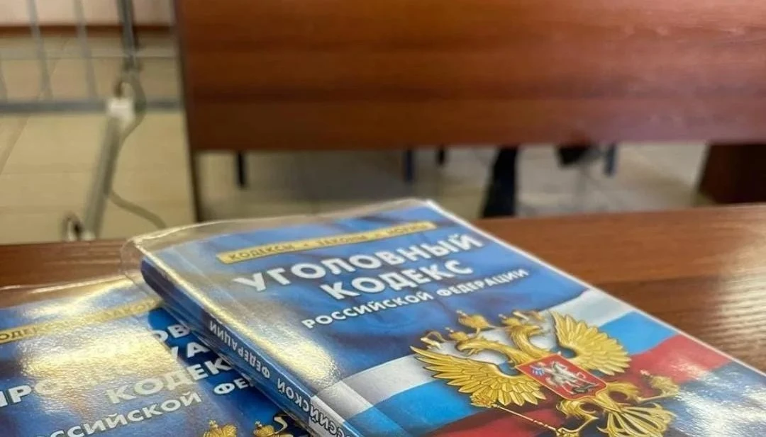 В Ангарске мужчину оштрафовали на 2 млн рублей за попытку подкупа сотрудника миграционн...