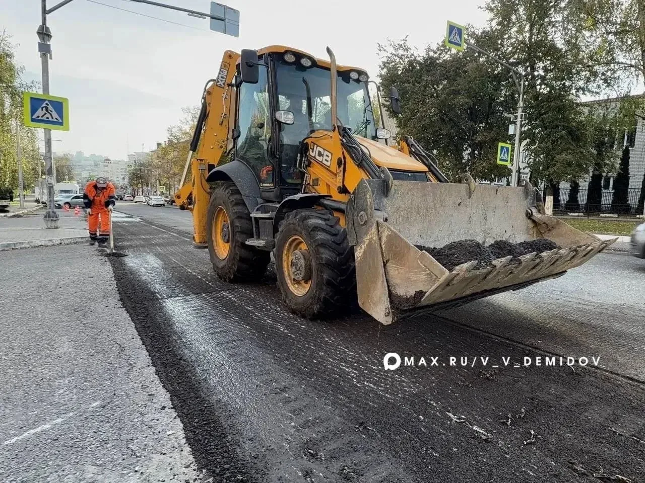 🚧 Стартовал ремонт дороги на Николая Чумичова в областном центре.