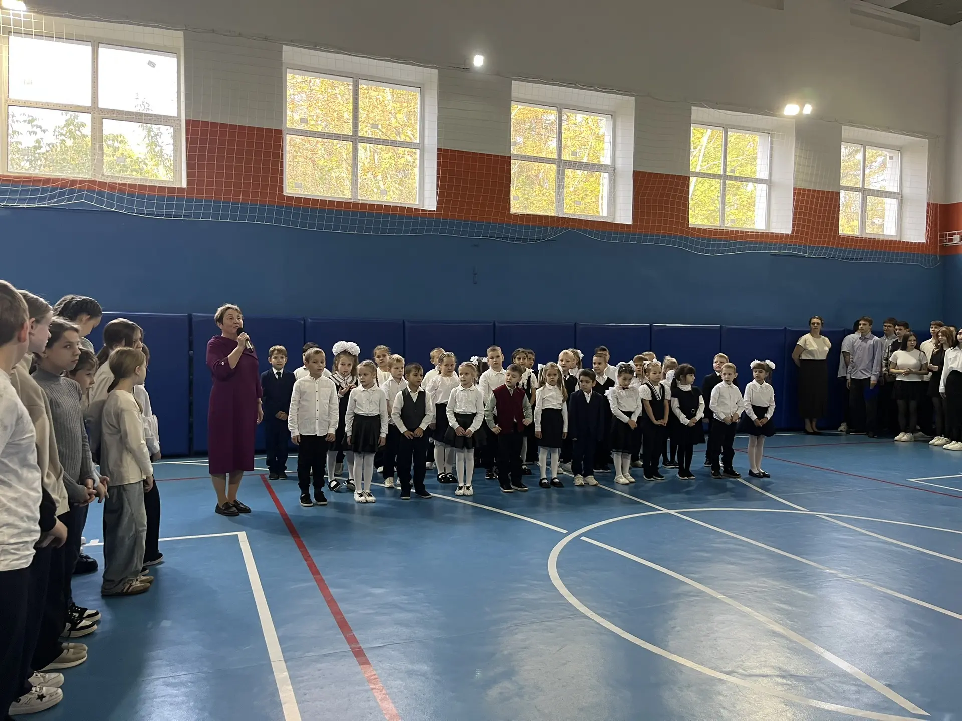 🍁 День учителя — один из самых известных, любимых профессиональных праздников.