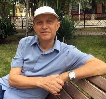 В начале октября свой 75-летний юбилей отметил заслуженный врач Крыма Анатолий Шайковский.