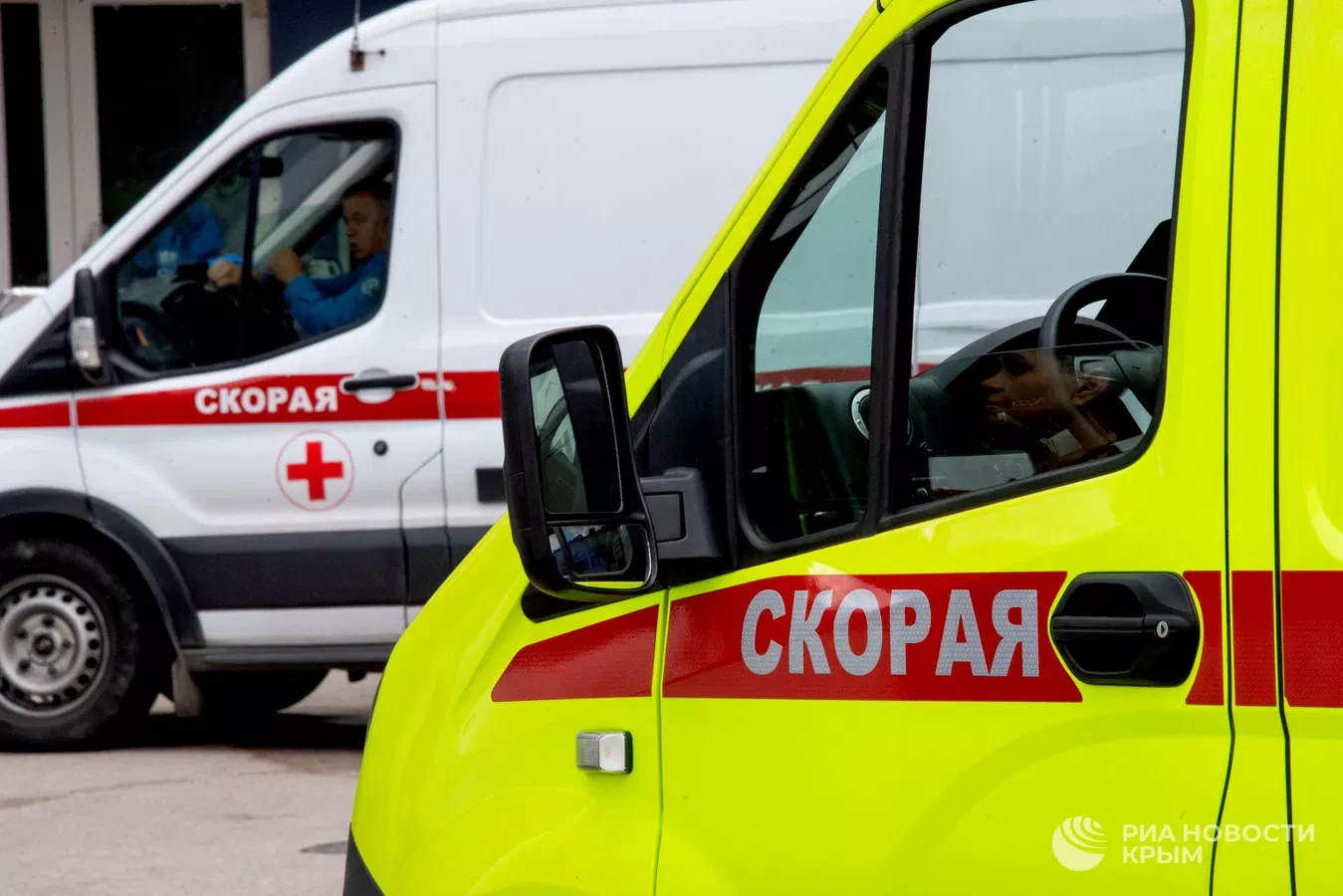 ⚡️ Два судна повреждены в Азове Ростовской области.