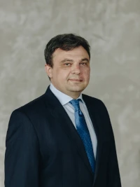 Депутат Законодательного собрания Вологодской области, представитель КПРФ Олег Ершов на...