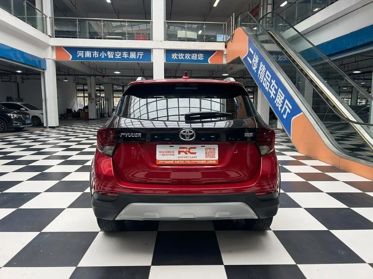🚗 Toyota YARIS Luxury PLUS Edition