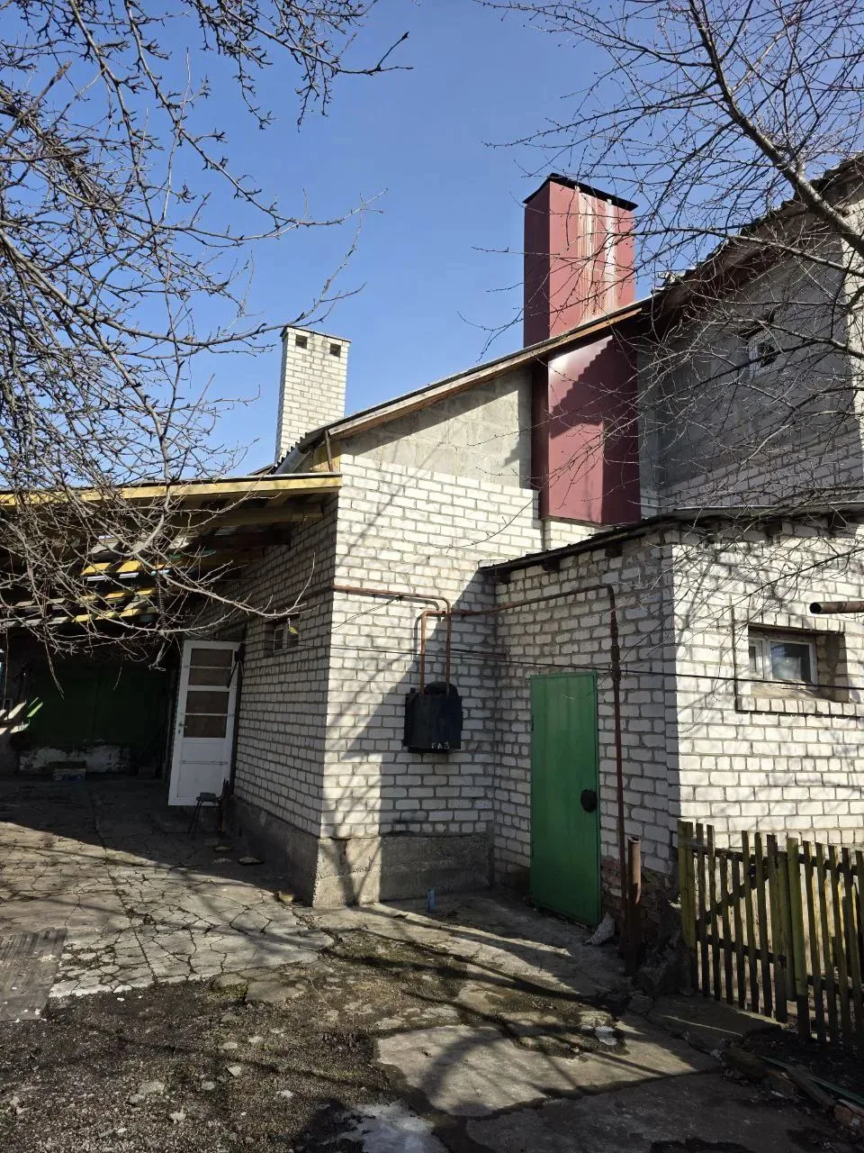 🏡 Продам дом в районе «За рулём» — отличный вариант под ремонт