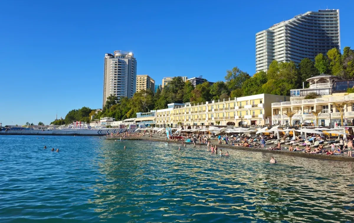В Сочи с мая по октябрь выполнили более 9000 проб морской воды и грунта
