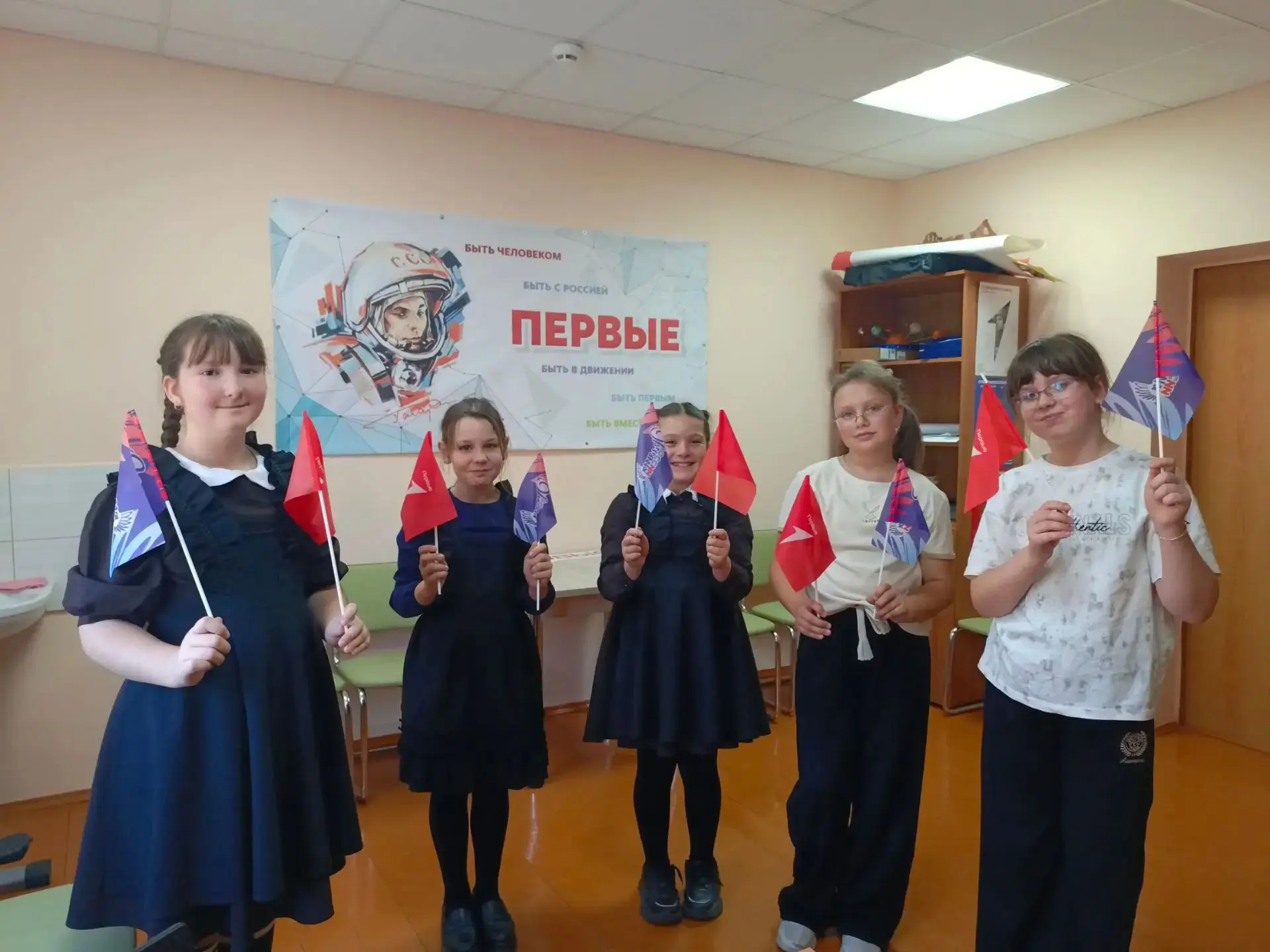 🍂 Переменка с пользой! 🍁В МБОУ «Щербаковская СОШ» между сложными уроками кипит творче...
