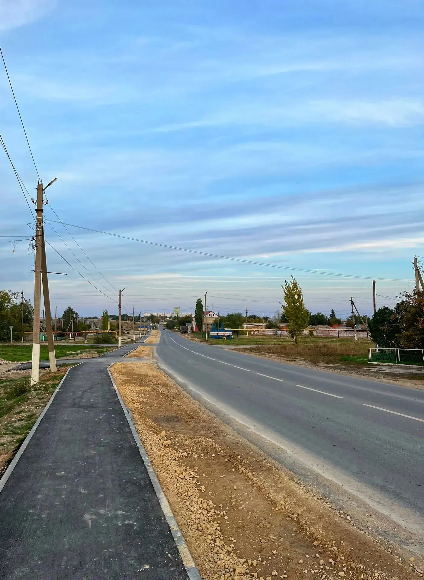 🚧 В Озинках завершены работы по благоустройству пешеходных зон