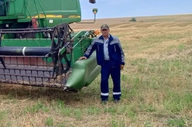 Определилась очередная десятка лучших комбайнеров области