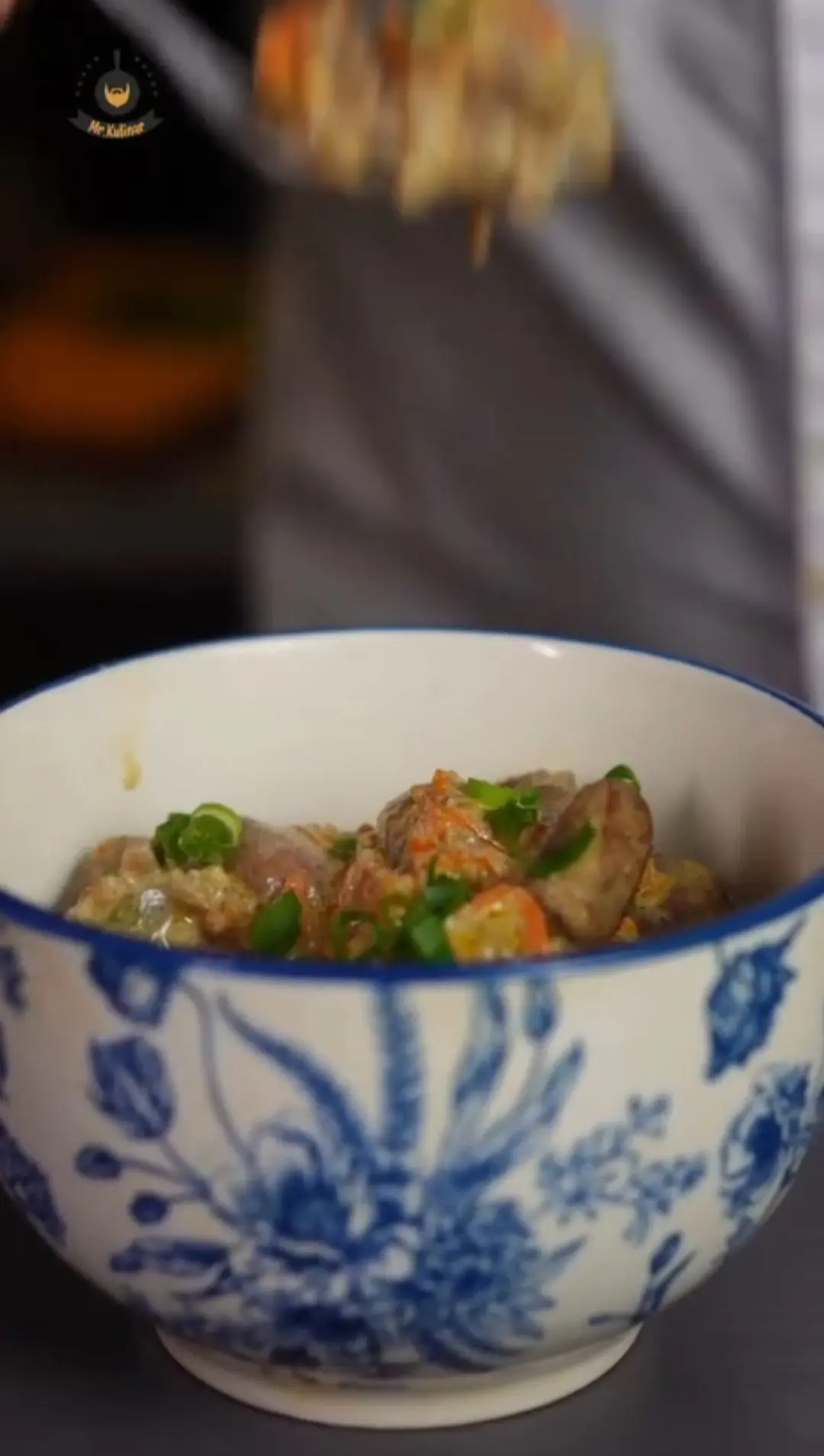 ​🥘 Куриные сердечки в нежном сметанном соусе