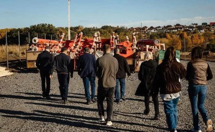 В Курск привезли первые аттракционы для парка «Курская сказка»