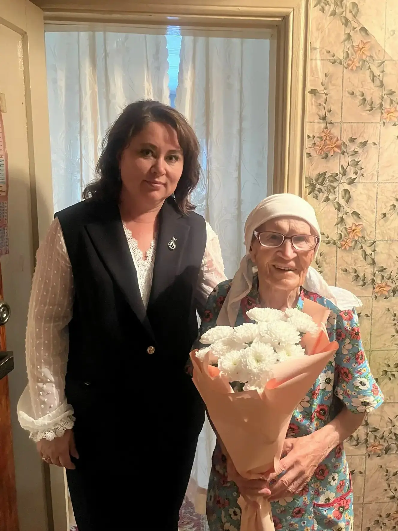 Мария Ефимовна Золотарёва из Киржача отпраздновала 90-летний юбилей. В микрорайоне Крас...
