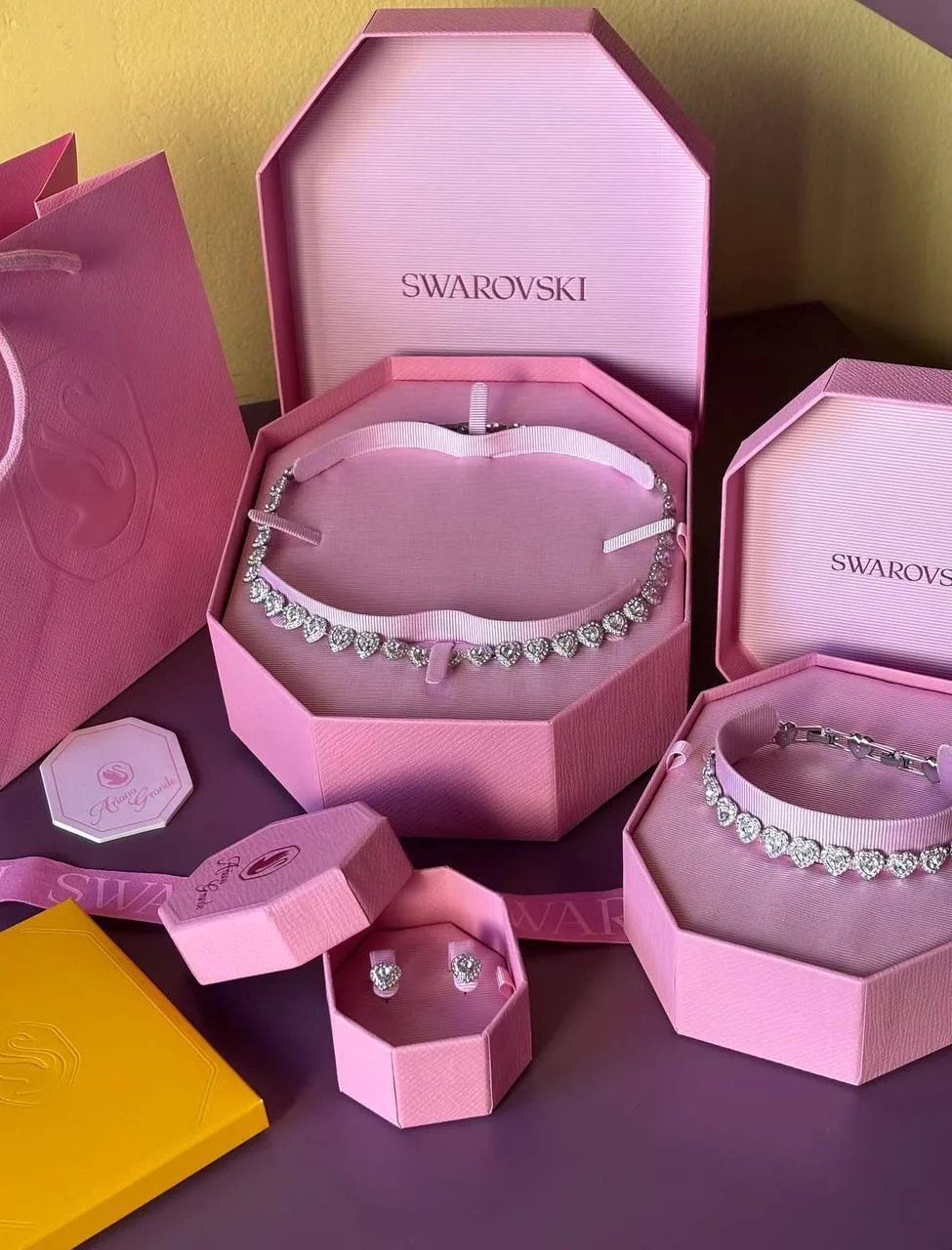 Лучшая цена на SWAROVSKI в коллаборации с Ariana Grande 🩷🔥