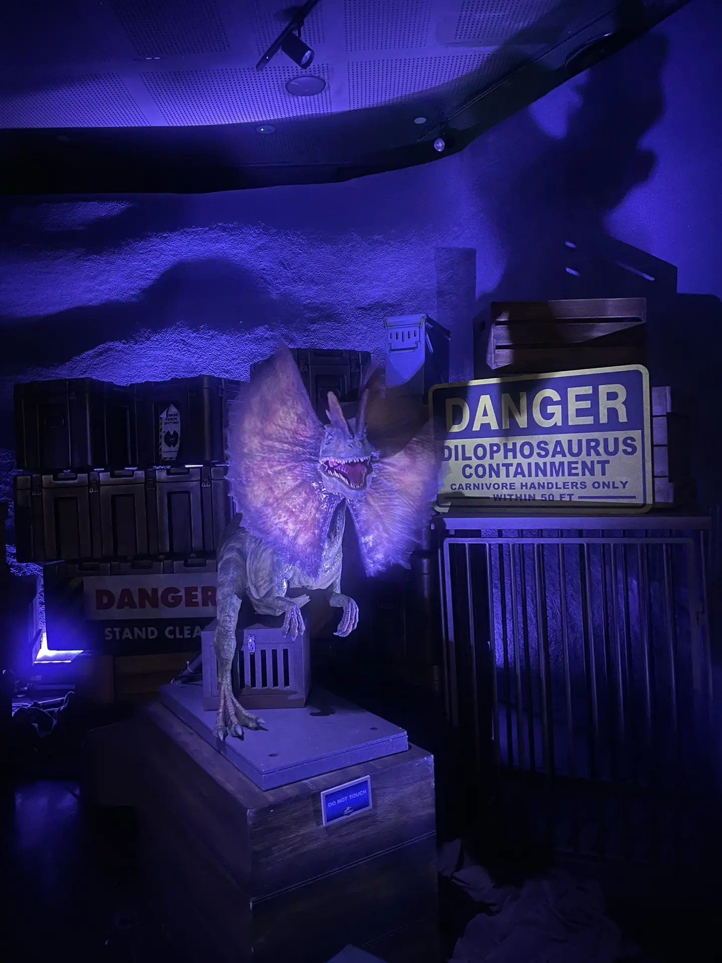 🦖 𝗝𝘂𝗿𝗮𝘀𝘀𝗶𝗰 𝗪𝗼𝗿𝗹𝗱 в Сингапуре