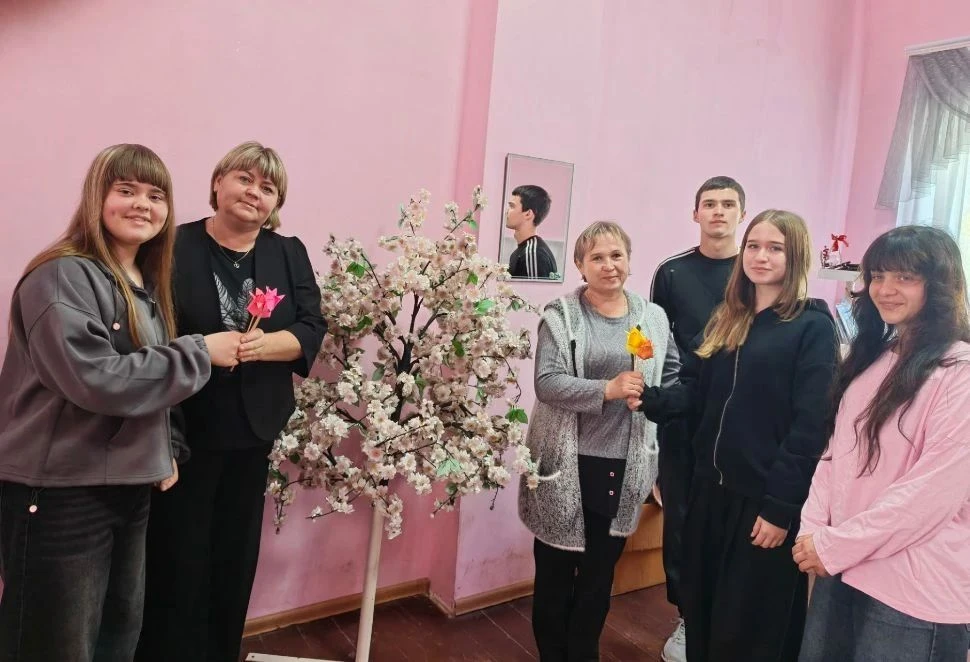 В преддверии  Дня работников дополнительного образования  8 октября в нашей школе  прош...