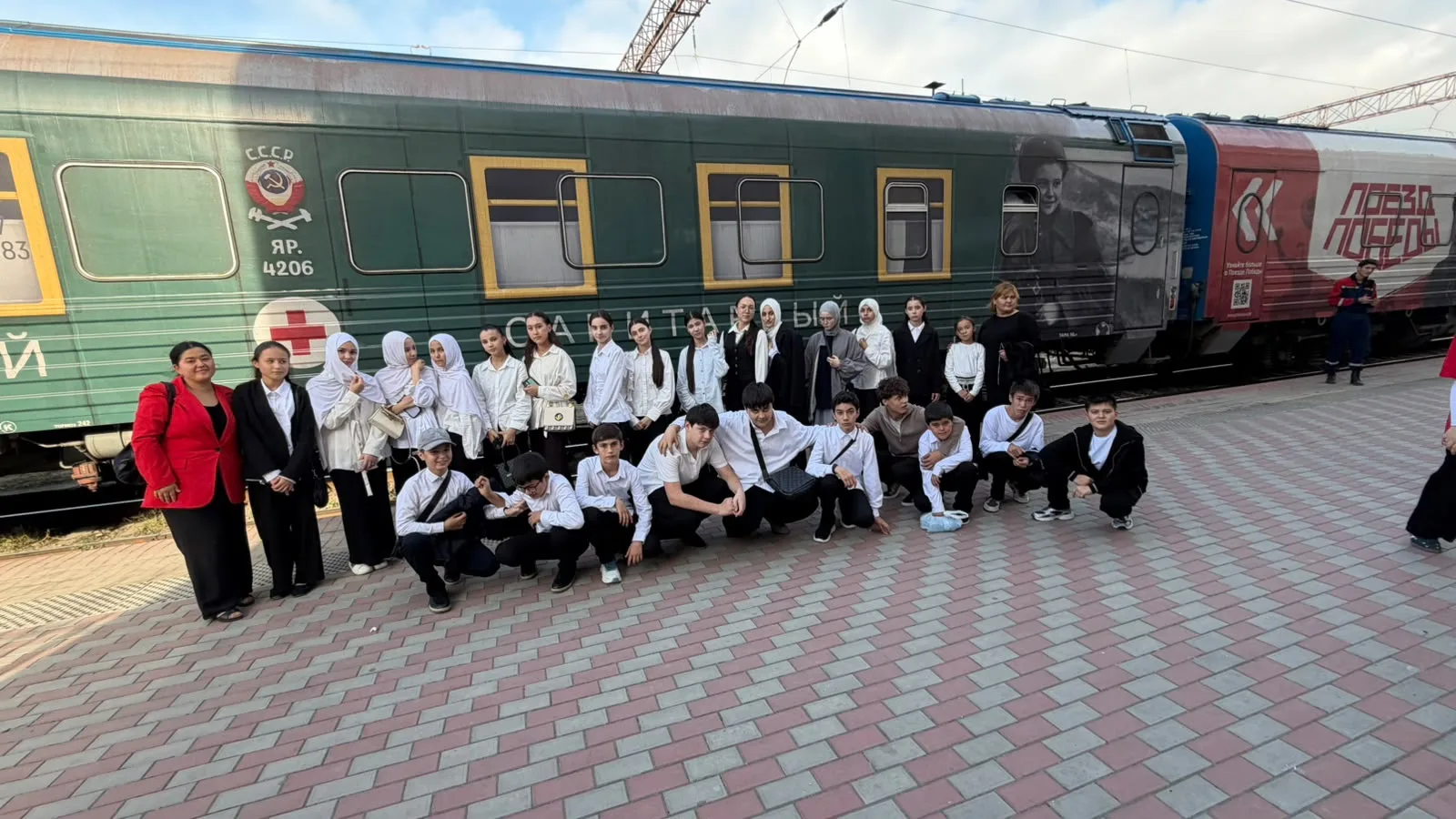 Храним память вместе: активисты «Движения Первых» посетили «Поезд Победы» 🚂⭐️
